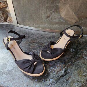 American Eagle Outfitters Black/Tan Platform Wedge Sandals Size 9.5